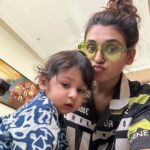 Shakti Mohan Instagram - that Sunday feeling 🌬️🌸 You make me so happpyyyy my Ariiii 🫶🏼 #maasilove #superobsessed