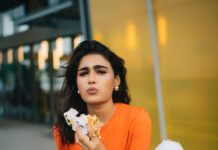 Shalini Pandey Instagram - Food and I picture well together (I think)
