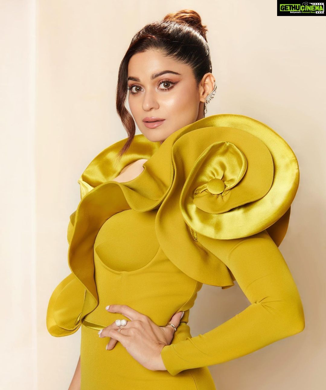 Shamita Shetty Instagram - Glamour never takes a day off ! 🦋❤️ Outfit @nourbyneharika Earcuff @maejewellery @offbeatmediain Rings @anmoljewellers @kushalsfashionjewellery @vivinia_designer_jewelery Styled by @styledbychandani Assited by @thecrazy_fattygirl Hair @kantamotwani @kromakaysalon 📸 @visualaffairs_va Managed by @viniyardfilms #aboutlastnight #pinkvillastyleicons2023 #glam #glitz #ootn #redcarpet #glamour #love #peace #positivity