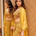 Shamita Shetty Instagram – Wearing Sunshine today 🌞☀️🙆‍♀️ 

Outfit : @punitbalanaofficial 
Jewellery : @curiocottagejewelry 
@stylebysaachivj 

#holi #colors #friends #ootd #love #peace #gratitude