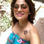 Shamita Shetty Instagram - Be happy not because everything is good , but because you can see the good side of everything ❤️🌸🌼 #meera #thetenantmovie #love #gratitude