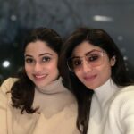 Shamita Shetty Instagram - Sisters … means you always have back up ❤️🧚‍♀️🧿 #sistergoals #londondiaries #love #mine #sisterhood #gratitude #munkiandtunki