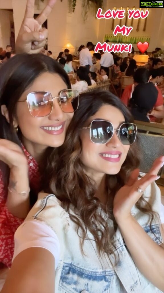 Shamita Shetty Instagram - Happy birthday my Munki 🎂🎉🥳🎁❤️ my strength , my weakness .. my core !! Uve been such an integral part of my journey .. through all my ups n downs.. thankyou for inspiring me n giving me strength n protecting me fiercely always ! The greatest gift our parents ever gave us was each other ❤️🦋Love you loads🦋 ❤️ keep smiling always .. I wish u eternal peace , unconditional love , more success always 🦋 #birthday #birthdaygirl #sisterlove #sisterhood #alwaysandforever #love #joy #peace