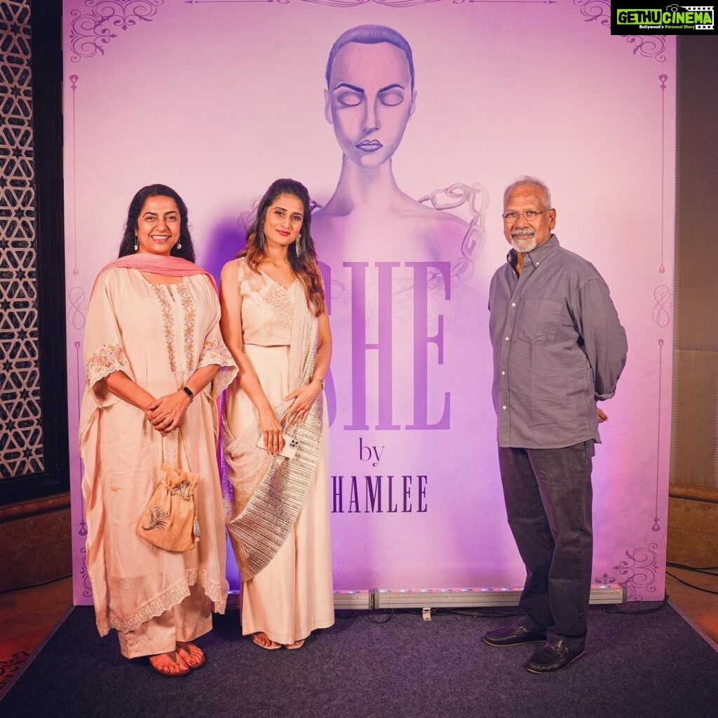 Shamlee Instagram - Grateful for those who grace our paths and leave an indeliable mark on our artistic endeavours! ‘She’ was graced by the presence of Mr. Mani Ratnam Sir and Mrs.Suhasini Ma’m @suhasinihasan