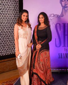 Shamlee Instagram - Launch of my first solo show ‘SHE’