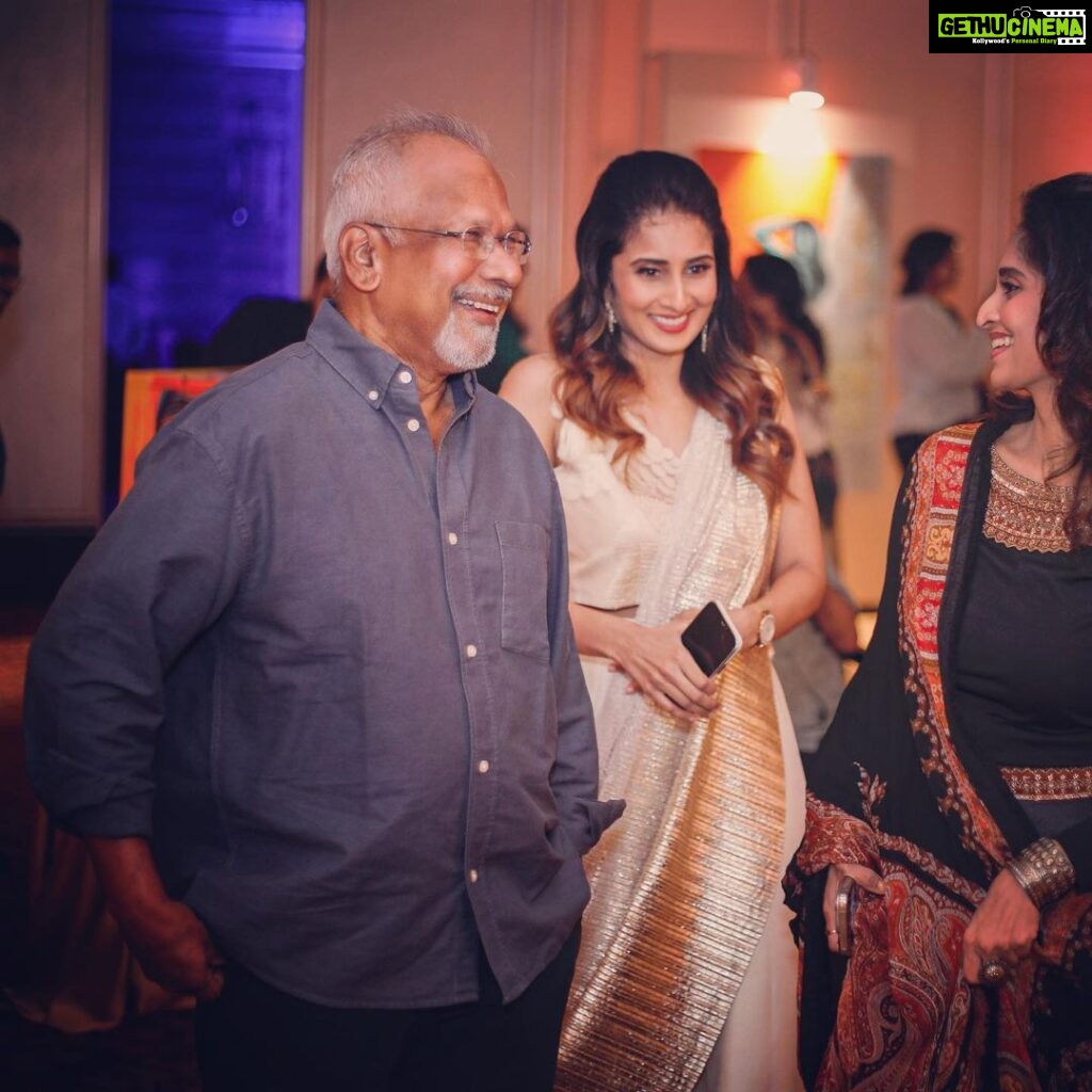 Shamlee Instagram - Grateful for those who grace our paths and leave an indeliable mark on our artistic endeavours! ‘She’ was graced by the presence of Mr. Mani Ratnam Sir and Mrs.Suhasini Ma’m @suhasinihasan