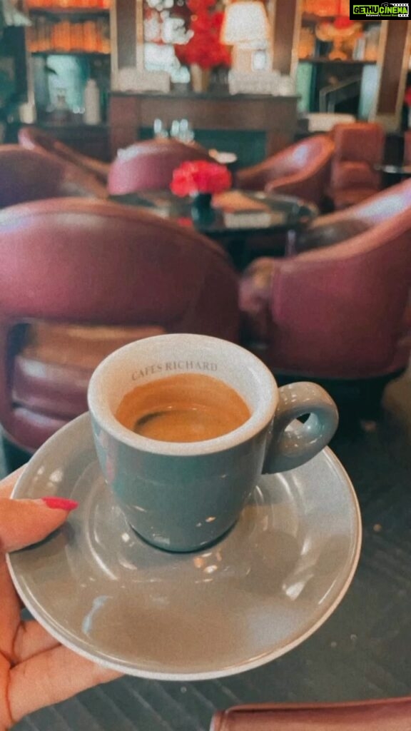 Shamlee Instagram - Coffee can 🤎🤎🤎