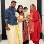 Shamna Kasim Instagram – My hamdu first onam ❤️