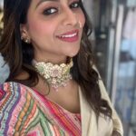 Shamna Kasim Instagram – Dubai Onam with @jbs_group_of_companies @shamnakasim @dr.shanid_asifali #BB5Family❤️🌸🌼 

@rahiman_reneesha @nadira_mehrin_official @junaiz.vp @vishnu.joshiii @cerena.ann @aniyan_midhun @k_s_maneesha @anjuzrosh_official @sagarsurya__  @rjvysakh @rjsamira @humam_alhadi_ @shafi Dubai, United Arab Emirates