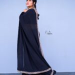 Shamna Kasim Instagram - 🖤 Costume: @nyrah_couture Jewelry: @emmadi_silver_jewellery_hyd Pics: @ravi_cross_clickx @v_capturesphotography Hairstylist: @hairartistpoojagupta Personal staff: @pranay_kohli @etvwin @etvtelugu2708 #dheepremierleague #lovemyjob #lovemyself 🧿