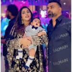 Shamna Kasim Instagram - Heartiest congratulations to both of you on your wedding day , may the years ahead be filled with lasting joy❤️ happy married life jasim ❤️ thank u faislka for the invitation @faisal_malabar Styled by @impriyankasahajananda Outfit @aaliyadeeba_official #styledbypriyankasahajananda