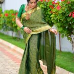 Shamna Kasim Instagram - Nothing feels as perfect as a saree ❤️ Styling: @vasudevan.arun Saree: @zoella_dubai Saree blouse: @vasudevan.arun Jewelry: @emmadi_silver_jewellery Pics: @v_capturesphotography Hairstylist: @hairartistpoojagupta Personal staff: @pranay_kohli @etvtelugu2708 #dheepremierleague #lovemyjob 🧿