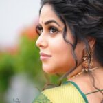 Shamna Kasim Instagram - Nothing feels as perfect as a saree ❤️ Styling: @vasudevan.arun Saree: @zoella_dubai Saree blouse: @vasudevan.arun Jewelry: @emmadi_silver_jewellery Pics: @v_capturesphotography Hairstylist: @hairartistpoojagupta Personal staff: @pranay_kohli @etvtelugu2708 #dheepremierleague #lovemyjob 🧿