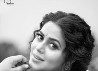 Shamna Kasim Instagram - Nothing feels as perfect as a saree ❤️ Styling: @vasudevan.arun Saree: @zoella_dubai Saree blouse: @vasudevan.arun Jewelry: @emmadi_silver_jewellery Pics: @v_capturesphotography Hairstylist: @hairartistpoojagupta Personal staff: @pranay_kohli @etvtelugu2708 #dheepremierleague #lovemyjob 🧿
