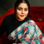 Shamna Kasim Instagram - Being happy is the greatest form of success❤️ Thank u so much Ekka this saree is gifted by him ❤️😘 Styling: @vasudevan.arun Pics: @v_capturesphotography Hairstylist: @hairartistpoojagupta Personal staff: @pranay_kohli @etvtelugu2708 #dheepremierleague #lovemyjob #lovemyself