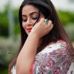 Shamna Kasim Instagram - To fall in love with yourself is the first secret to happiness ❤️ Outfit: @imraabespoke Pics: @v_capturesphotography Hairstylist: @hairartistpoojagupta Personal staff: @pranay_kohli #dheepremierleague #etvtelugu @etvtelugu2708