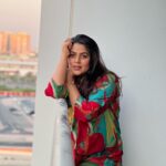 Shamna Kasim Instagram - There is only one happiness in life, to love and to be loved😍 Costume : @resha_by_rehana_shana