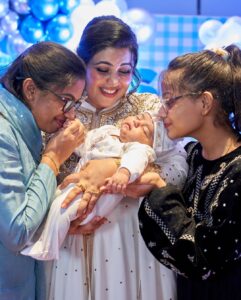 Shamna Kasim Instagram - Masha Allah 🤲

Hamdu outfit: @azzbee_couture 
Mine & Ekka outfit: @imraabespoke 
Events: @dmedia_events 
Pics: @shutter_mediaindxb