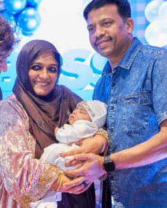 Shamna Kasim Instagram - Masha Allah 🤲

Hamdu outfit: @azzbee_couture 
Mine & Ekka outfit: @imraabespoke 
Events: @dmedia_events 
Pics: @shutter_mediaindxb