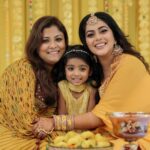 Shamna Kasim Instagram - Very very happy birthday my chakkare 😘😘😘 one and only soul friend that I have in my life it’s u diiii ❤️ in my happiness & sadness’s u stood behind me like a pillar with all support love u so so so much chakkare 😘 u smile, laugh with full heart be like this always praying for ur good health, wealth, happiness and more and more successful life ❤️❤️❤️ HAPPY BIRTHDAY @tzclicks 😘