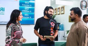 Shamna Kasim Instagram - Thank you so much for visit JBS GROUP OF COMPANIES Visit for uae 🇦🇪 golden visa collect @aryaoffl @sayyeshaa