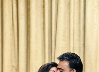 Shamna Kasim Instagram - Very very happy to be his strong woman ❤️🧿 wishing all the wonderful women out there very very #happywomensday ❤️