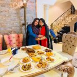 Shamna Kasim Instagram - We both are waiting for our cute ones 😍❤️🧿