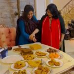 Shamna Kasim Instagram - We both are waiting for our cute ones 😍❤️🧿