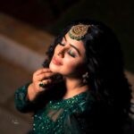 Shamna Kasim Instagram - Thank u so much ekka for the lovely gift 😘 Dhee14 finale outfit gifted by my Ekka😘 Pics: @v_capturesphotography Hairstylist: @hairartistpoojagupta Personal staff: @pranay_kohli