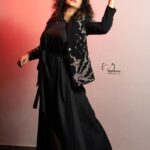 Shamna Kasim Instagram - The most alluring thing a woman can have is CONFIDENCE…. Styling: @impriyankasahajananda Costume: @ewoke.studio Pics: @v_capturesphotography Hairstylist: @hairartistpoojagupta Personal staff: @pranay_kohli #lovemyjob #lovemylife ❤️🧿