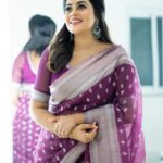 Shamna Kasim Instagram - My most favorite look is always SAREE ❤️🧿 Costume: @rithu_fashion_hub Jwellery: @kushalsfashionjewellery Pics: @ravi_cross_clickx @v_capturesphotography Hairstylist: @hairstylist_srinivas Personal staff: @pranay_kohli