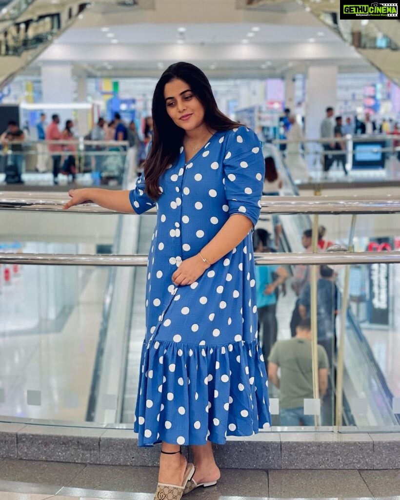 Shamna Kasim Instagram - Thank u @amazebyashiyajesel for this lovely comfort dress … and u are such a sweet person meeting u for the First time just felt like as if we know each other for so long ❤️ once again thank u for ur love 💙