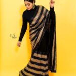 Shamna Kasim Instagram - Dream big, stay positive, work hard and let’s start the journey of 2023…. Costume: @brandmandir Jwellery: @kushalsfashionjewellery Pics: @v_capturesphotography Hairstylist: @hairartistpoojagupta Personal staff: @pranay_kohli