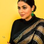 Shamna Kasim Instagram - Dream big, stay positive, work hard and let’s start the journey of 2023…. Costume: @brandmandir Jwellery: @kushalsfashionjewellery Pics: @v_capturesphotography Hairstylist: @hairartistpoojagupta Personal staff: @pranay_kohli
