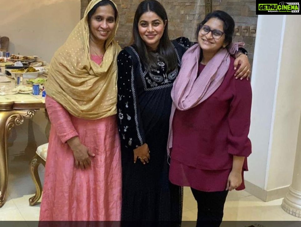 Shamna Kasim Instagram - Alhamdulillah 01-01-2023 @jbs.group.companies @jbs_groups @dubai_economy_service_provider @jbsbusinessman