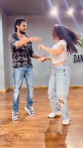 Shanmukh Jaswanth Kandregula Instagram - Tere Pyar mein ❤️
@nuveksha 
Choreography: @adil__shaan 

#shannu #dance