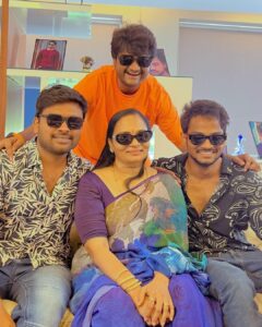 Shanmukh Jaswanth Kandregula Instagram - Maa Day ❤️