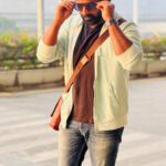 Shanthanu Bhagyaraj Instagram – Bengaluruuu 💚

#ccldiaries #chennairhinos #ccl #cricket #travel Banglore International Airport