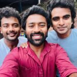 Shanthanu Bhagyaraj Instagram - Wrapped🎊 What an amazing journey this film😍 Loads of luv to my buddies @ashokselvan @prithvipandiarajan @keerthipandian & others நன்றி @neelam_productions @ranjithpa Na & #lemonleaf for dis opportunity My dir @che_jai_007 💛 Dop @that_cameraman & team An exciting film comin ur way💪🏻 Arakkonam