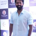 Shanthanu Bhagyaraj Instagram - 12th of May #RaavanaKottam Grand Worldwide release🙏🏻🤎 Check out the trailer & songs on @saregamatamil YouTube page 🤎 @ravi_krg1967 @vikramsugumaran96 @donechannel1 @teamaimpro @editorkishore @vetrivelmahendran_dop @prabhakaranjustin @narmadhaveni @actorsanjay_saravanan.official @njsatz Chennai, India