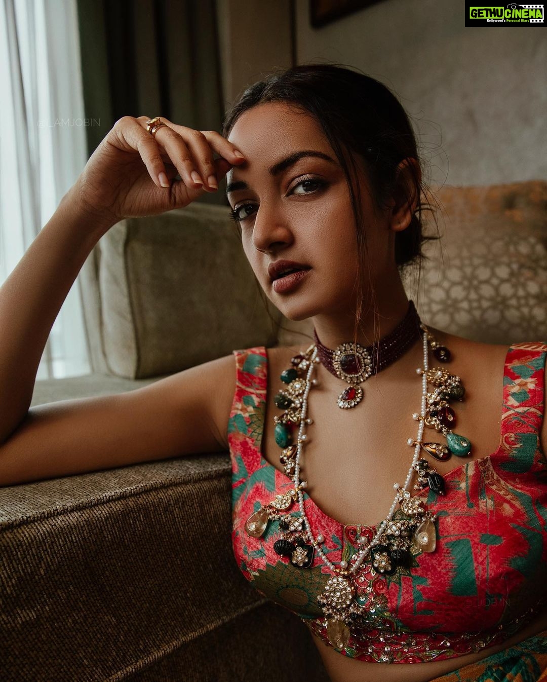 Shanvi Srivastava Instagram - Mind Your FOCUS! 😈 . . . . . Photo & Retouch : @i_amjobin , @_job.in Stylist: @styledbyzoya_ Makeup : @roshnisafir Hair : @hairbytaj6 Styled @styledbyzoya_ Outfit @infineline.in Jewelry @bcos_its_silver Photo Assist : @vivek.ks07, @photo___capture_ . . . . #shanvisri #shanvisrivastava #fridayvibes #matchmyvibe #love