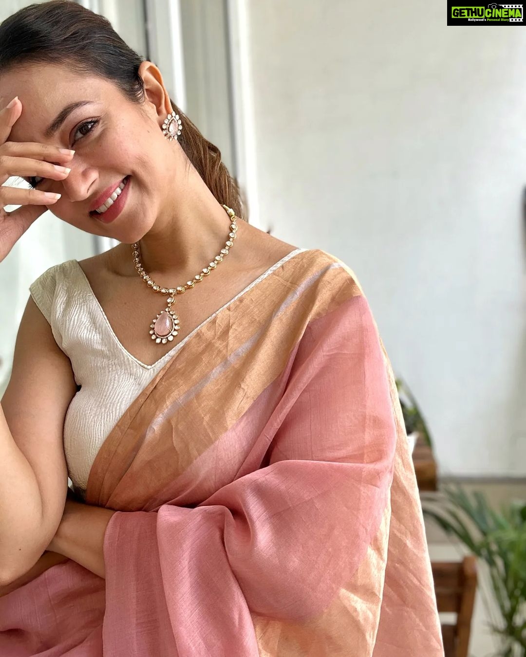 Shanvi Srivastava Instagram - Wishing everyone a very happy and prosperous harvest season 🌾 #vishu #tamilnewyear #bhogbihu Bringing in the festive summers with our elegant, handwoven summer sarees ft @shanvisri , looking absolutely gorgeous and carrying it with so much chic like it’s her second skin! We are so thrilled for this and cannot wait to see her gracing more styles from us in her upcoming movie Styling - @smitha_prakash19 #styling #styleinspiration #movies #actor #celebrity #fashionista #handwoven #sarees #artisanal #sustainablefashion