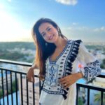 Shanvi Srivastava Instagram - Finding my sunshine in the cloudy sky!! . . . . 👗 absolutely loooved wearing this one! @samantasbyaparna #shanvisri #shanvisrivastava #ootd #instagood #instafashion #love #mondaymotivation #momdayblues