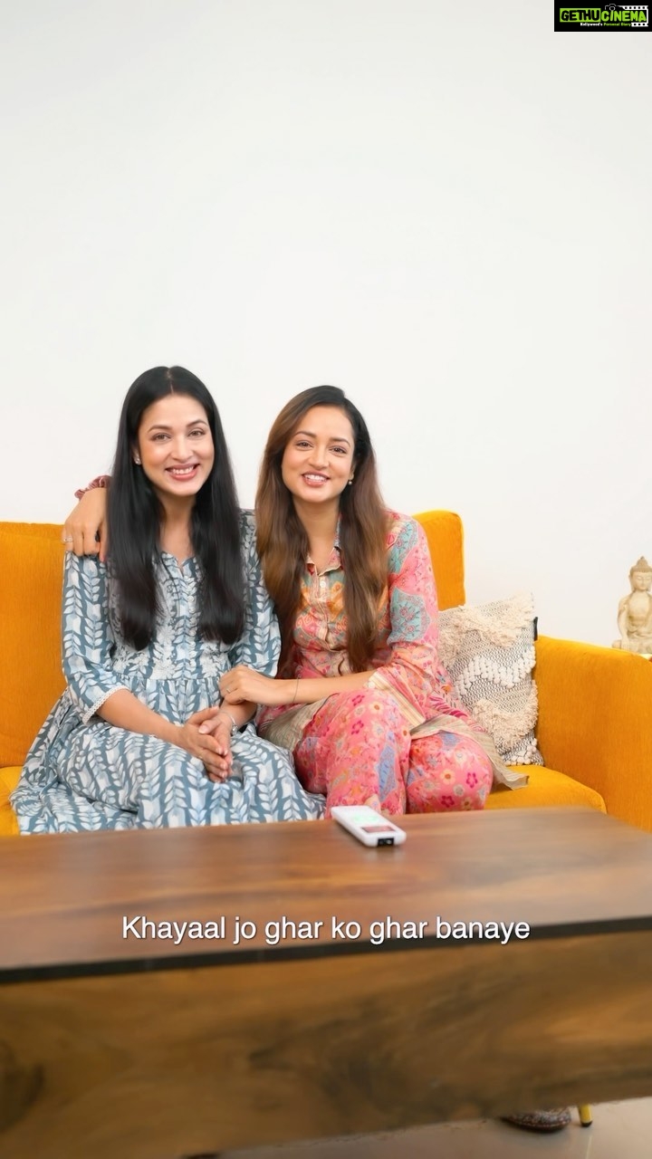 Shanvi Srivastava Instagram - Have you EVER heard of a sister who doesn’t irritate? 😂 Mine stays angry with me literally 12 out of 24 hours. But I know how to take care of her and cool her down ☺️ This time, my helping partner was @mylloydindia’s Lloyd AC that not only cooled my sister down but also cleaned the air pollution of the house ensuring a safe and healthy home for her 💕 #LloydAC #CoolAirWithLloydCare #KhayaalJoGharKoGharBanaye #adventskalender #shanvisrivastava #shanvisri #ad