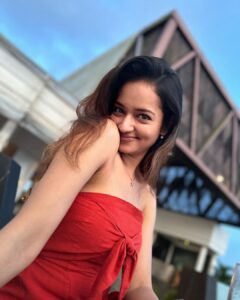 Shanvi Srivastava Instagram - "A heart brimming with cherished memories." 
.
.
.
.
Everytime i enter  @marriotthotels i come back with heart full of memories! This time it was @w_goa ! #shanvisri #shanvisrivastava #goa #love #holiday