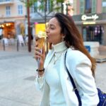 Shanvi Srivastava Instagram - Who else loves eating an ICECREAM in winters 🙈? . . . . #shanvisrivastava #shanvisri #icecream #travel #love #europe #paris #cannes #saturday #vibes #travelgram #life Paris, France