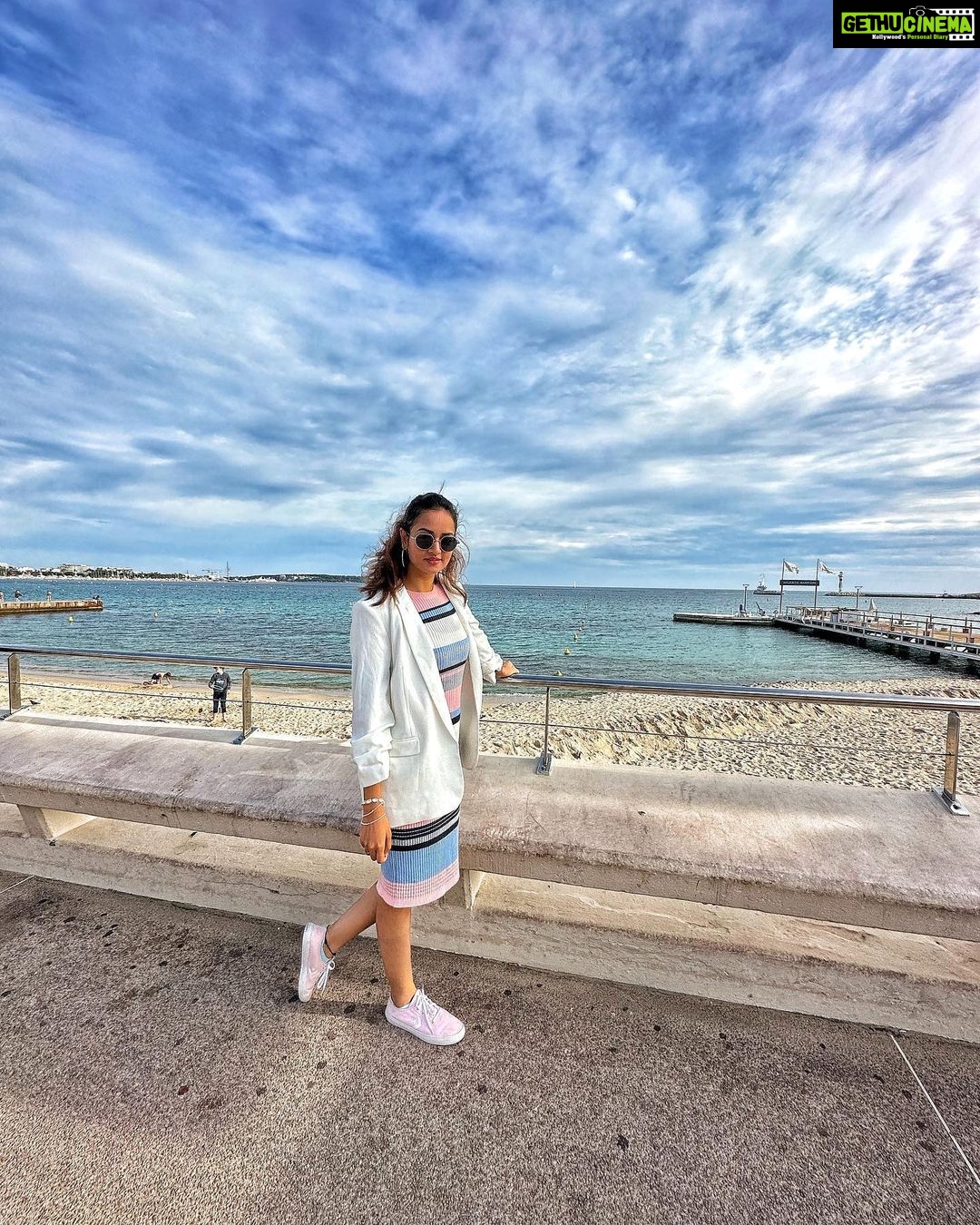 Shanvi Srivastava Instagram - Let’s start with CANNES! GEEAT vibes.. classy and cool at the same time💕 . . . . #shanvisrivastava #shanvisri #cannes #travellove #france #travelphotography #europetrip #shanvisrivastav #wednesday #love #travelwithshanvi Cannes, French Riviera, France