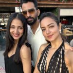 Shanvi Srivastava Instagram - You glow differently when you're with the right people! ✨ . . . #mytribe #mygoto #threepeasinapod #partytime #shanvi #shanvisri #shanvisrivastava #potd #ootd Mumbai, Maharashtra