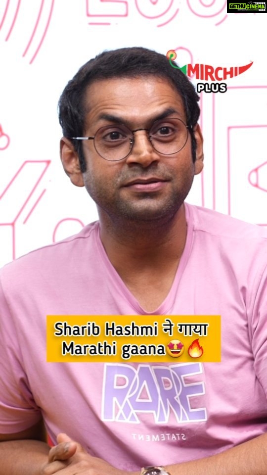 Sharib Hashmi Instagram - Sharib Hashmi opens up about his special 'marathi connection'😍😍 . . Watch the full episode at www.mirchi.in . . #MirchiPlus #MirchiItsHot #sharibhashmi #mumbai #marathi