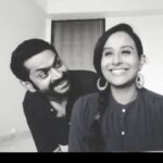 Sharib Hashmi Instagram - Kishore Da ke pyar mein ❤️ Reposting an old post ❤️ Happpy Birthdayyyyy #KishoreKumar 🎂❤️ @trishakaleofficial jaldi se kuchh gaate hain !!! aap bhi dekhiye aur bataaiye “Song Kaisa Hai Janaab Ka” !!??? #singers #actors #kishorekumar #happybirthday #legend #guru